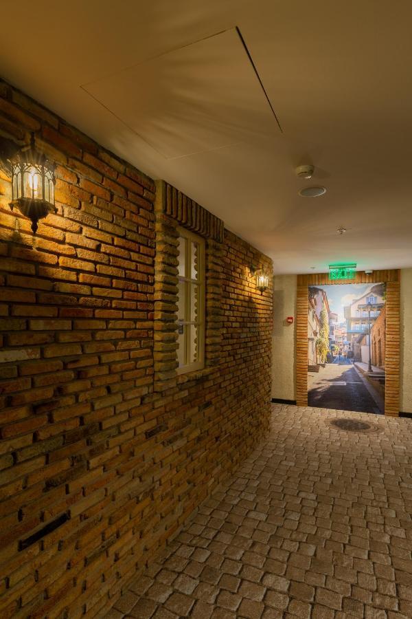 Biography Design Tbilisi Hotel Bagian luar foto