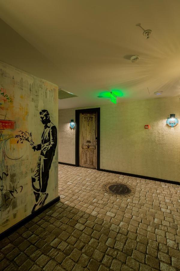 Biography Design Tbilisi Hotel Bagian luar foto