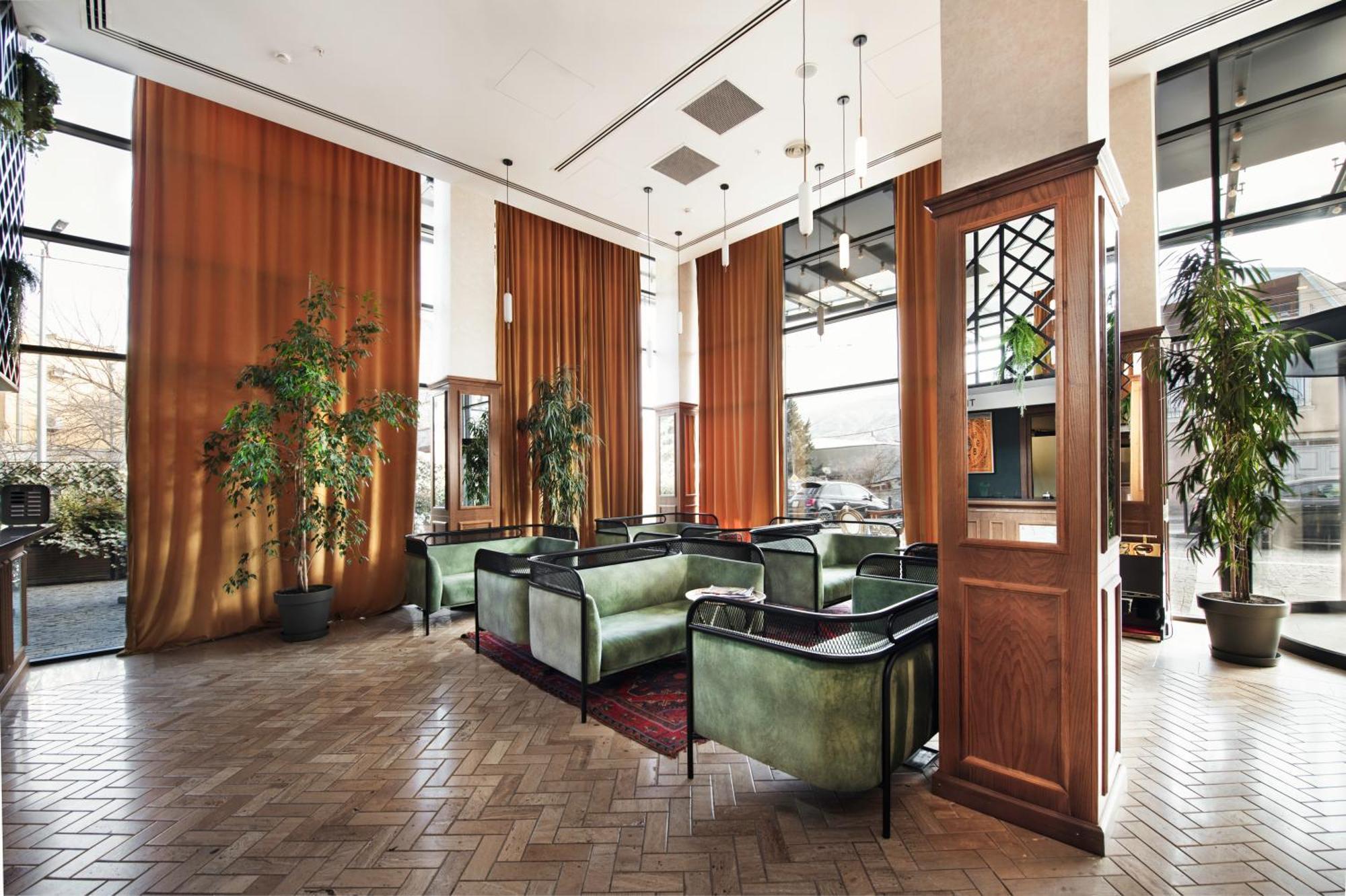Biography Design Tbilisi Hotel Bagian luar foto
