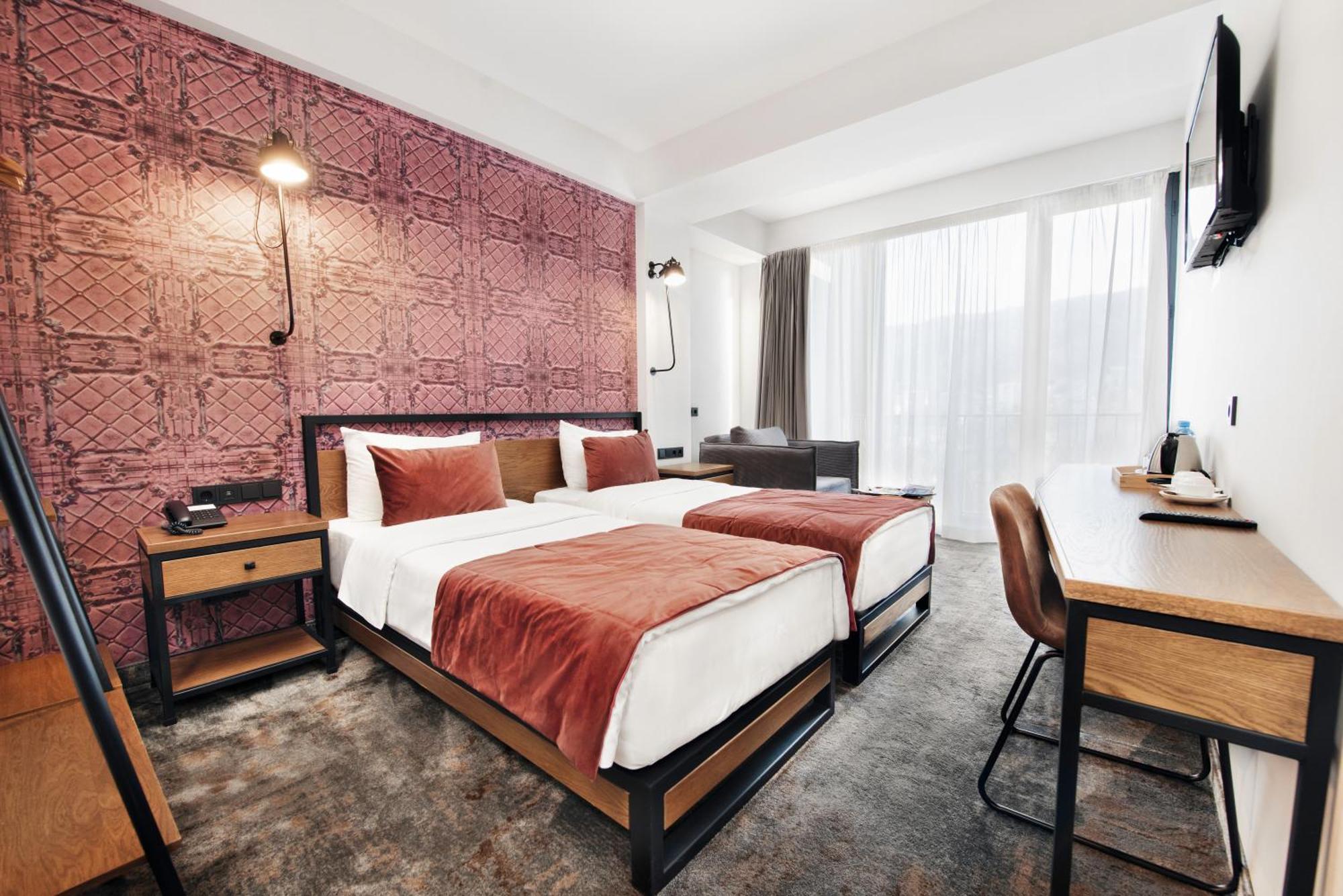Biography Design Tbilisi Hotel Bagian luar foto